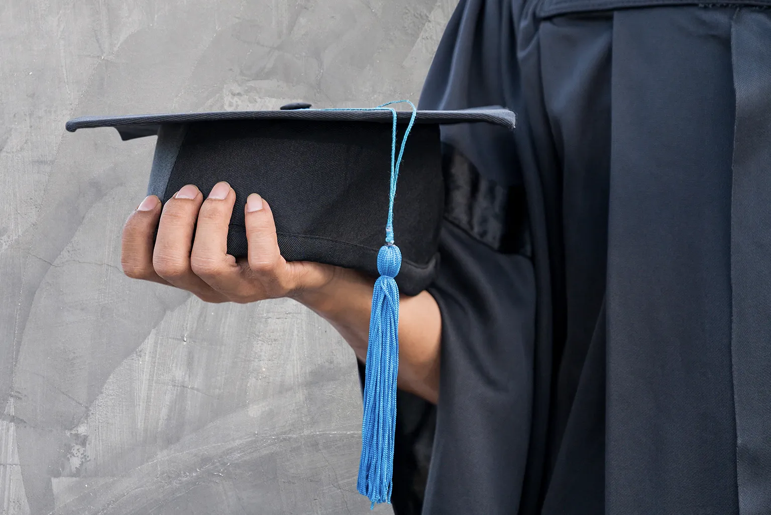 Transitioning from College to Career: A Guide for Recent Graduates