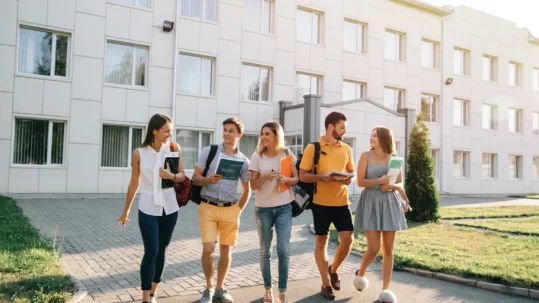 Preparing Your Finances for the Upcoming School Year